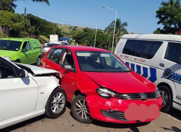 Two people have been injured in a three car collision in Redhill, Durban