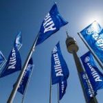 Allianz Global Corporate & Specialty SE realigns key roles in its Board of Management Allianz Global Corporate & Specialty SE realigns key roles in its Board of Management